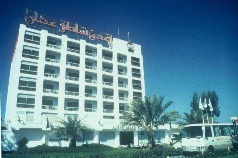 Ajman Beach Hotel Екстер'єр фото